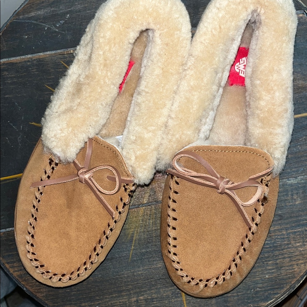 EMS Suede Moccasin Slippers, 8